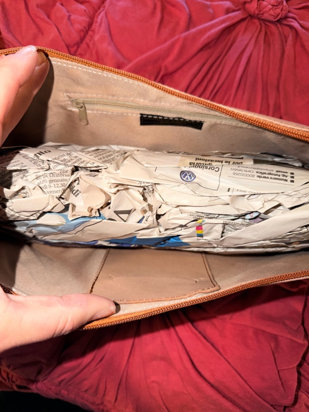 Borgo Degli Etruschi Italian Leather Shoulder Bag - Picture 4 of 6